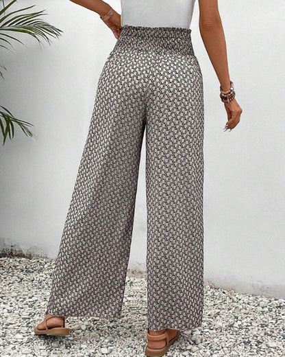 Relaxed Wide Leg Trousers