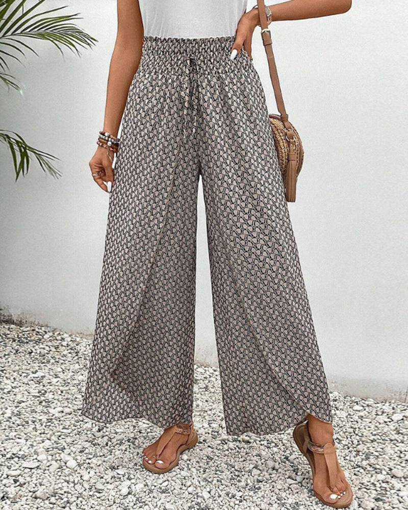 Relaxed Wide Leg Trousers